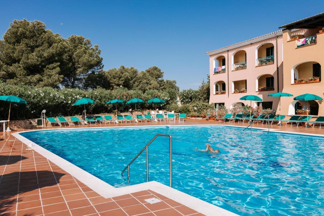 אורוסיי Nicolaus Club Torre Moresca מראה חיצוני תמונה
