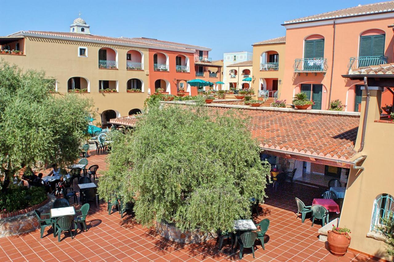 אורוסיי Nicolaus Club Torre Moresca מראה חיצוני תמונה