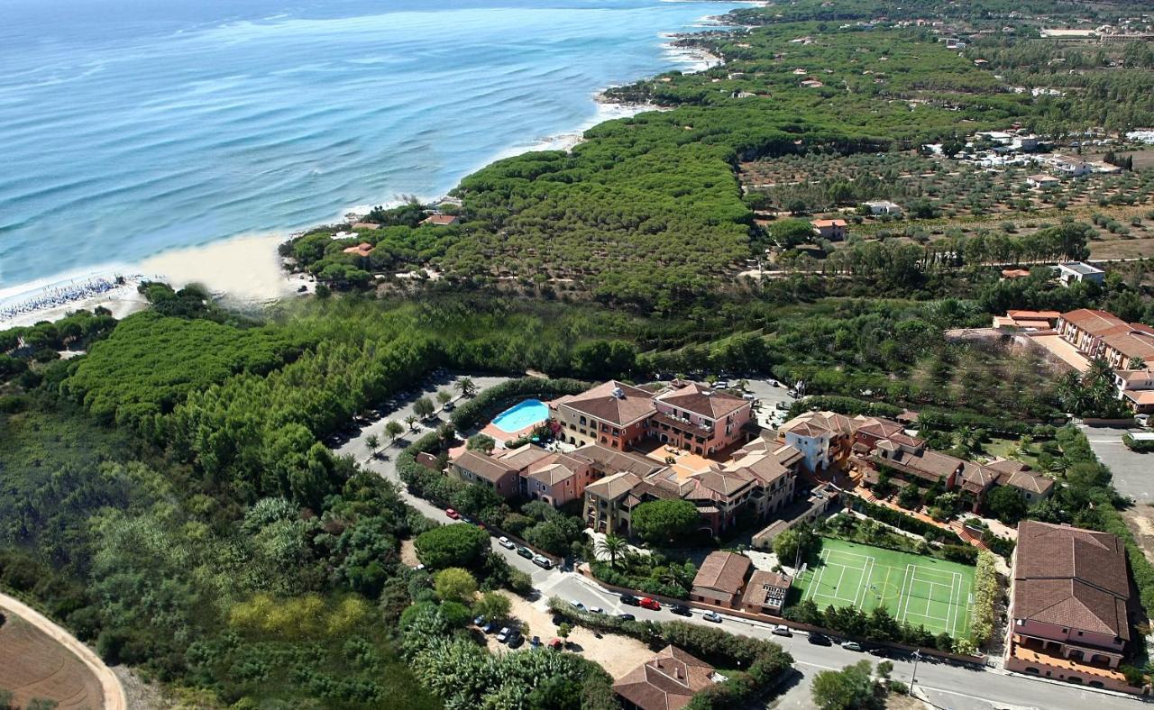 אורוסיי Nicolaus Club Torre Moresca מראה חיצוני תמונה